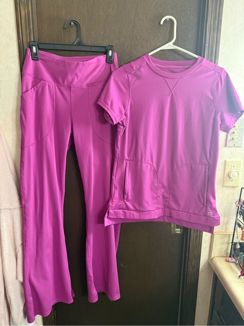 Wink Women's Scrub Set in Bright Magenta